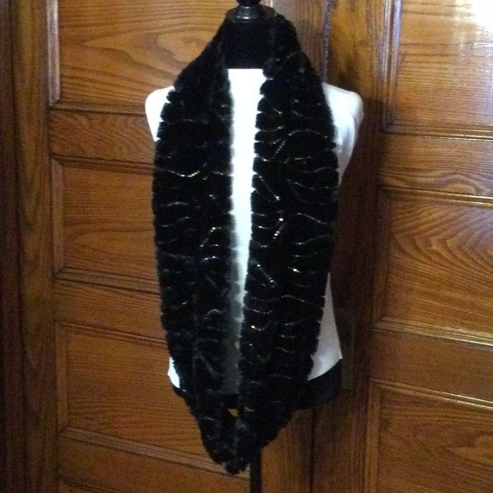 Black Infinity Scarf